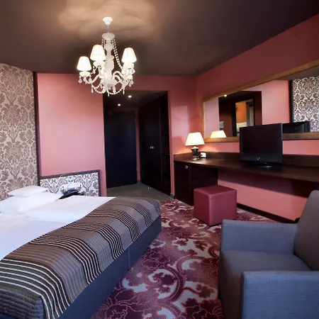 Lindner Nurburgring Motorsport, Part Of Jdv By Hyatt 3*