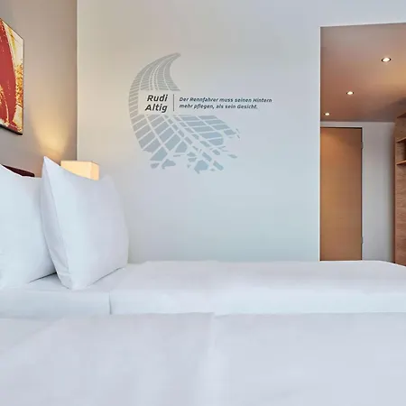 호텔 Nuerburgring Motorsport 3*