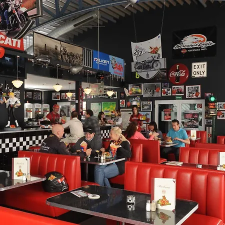 Lindner Nurburgring Motorsport, Part Of Jdv By Hyatt Отель