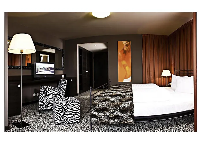 Nuerburgring Motorsport 3* 尼尔堡